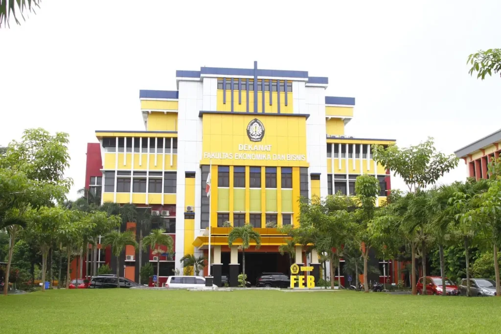 Administrasi Bisnis Undip