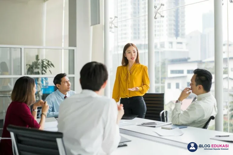 Jurusan Administrasi Bisnis & Prospek Kerjanya